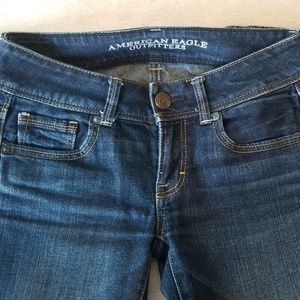 EUC American Eagle Jeans